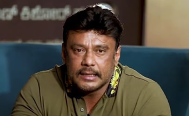 Suffering from Diarrhoea due to prison food: Darshan 