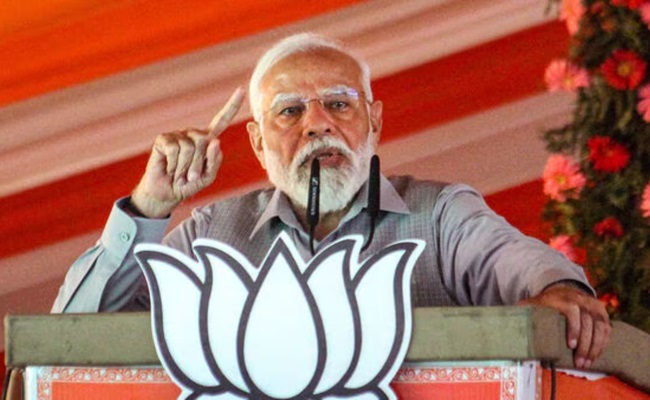 'Mujra' Controversy: INDIA Bloc Criticizes Modi's Language