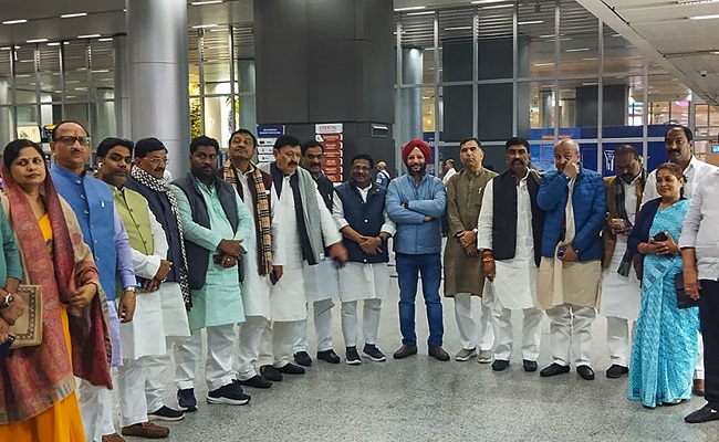 After Jharkhand, Bihar Congress MLAs also land in Hyderabad