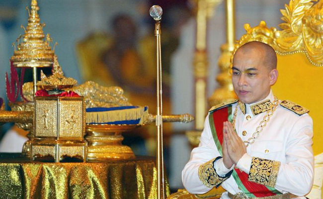 Cambodia celebrates 20th anniversary of king's coronation