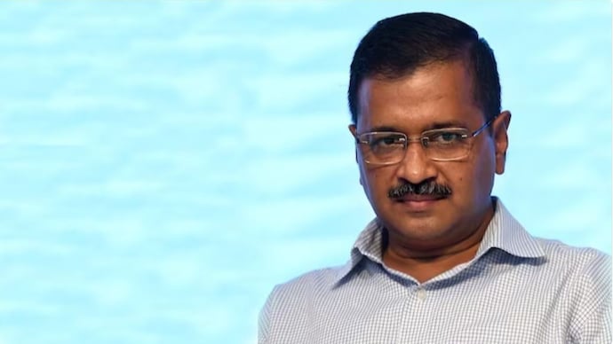 After HC jolt, ED team reaches Kejriwal's residence