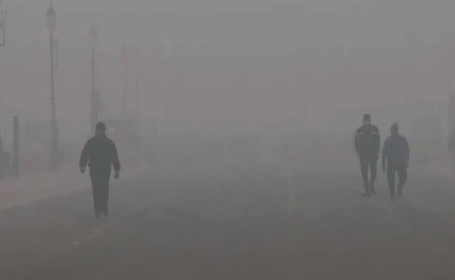 Strict Restrictions: Air Quality in Delhi Worsens Further