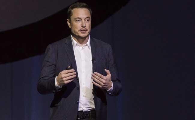 AI will be smarter than any single human by next year: Musk