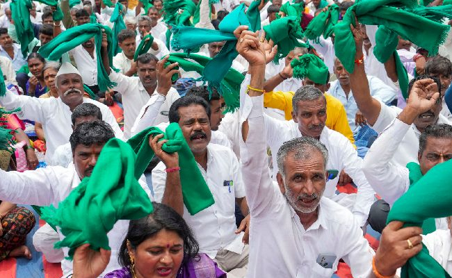 UP govt forms panel to address farmers' protest grievances