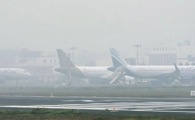 Delhi Covered in Dense Fog, Over 300 Flights Delayed