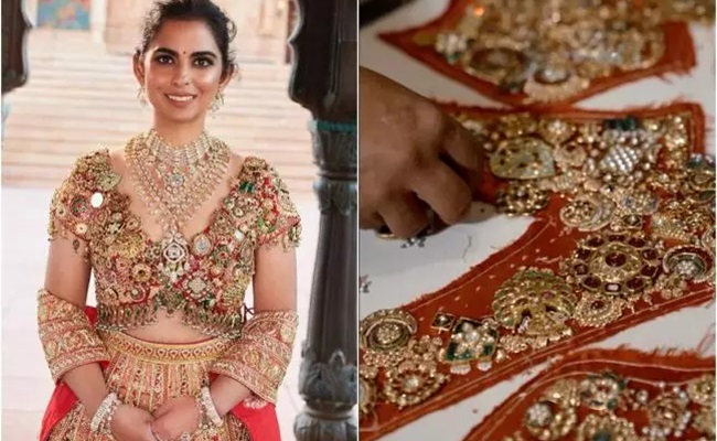 Isha Ambani wore blouse made of diamonds & rubies