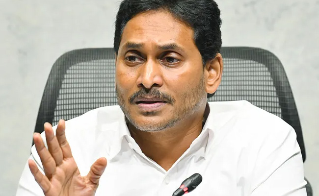 Jagan seeks action against Chandrababu for 'twisting facts'