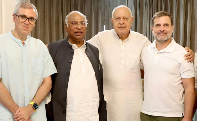 Pre-poll alliance with Congress in J&K, confirms Farooq Abdullah