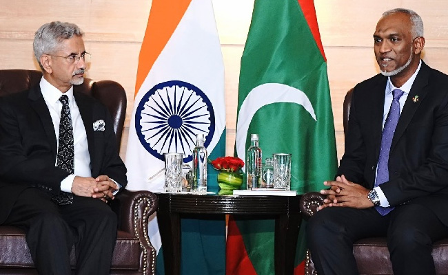 Jaishankar calls on visiting Maldives President Muizzu