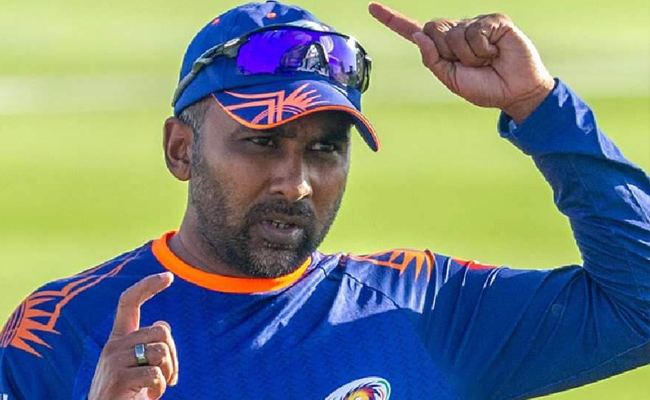 Four senior guys led the discussions about how we collectively move forward: Jayawardene