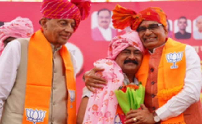 Former CM Kailash Joshi’s son rejoins BJP 