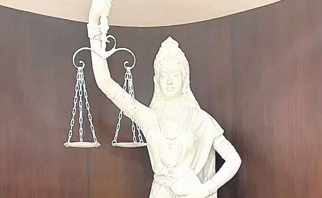 Supreme Court Installs New Statue of Justice Without Blindfold