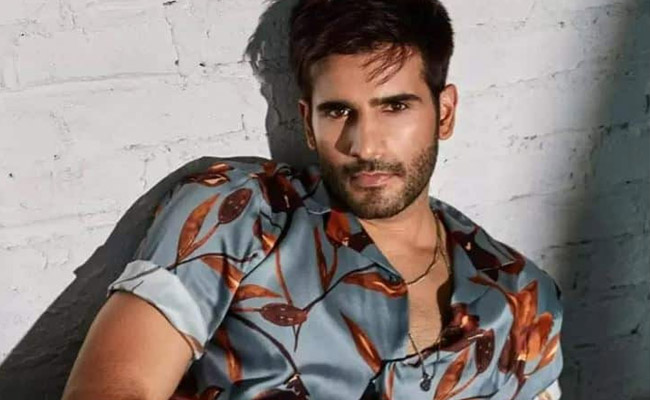 Karan Tacker Criticizes Fitness Shortcuts