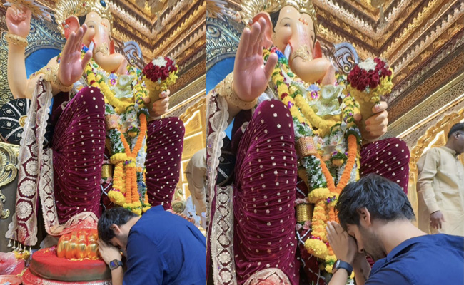 Kartik Aaryan seeks blessings at Lalbaugcha Raja