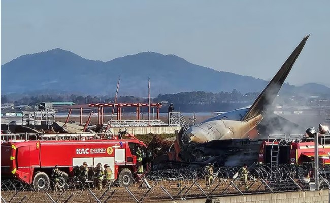 62 dead, two rescued in South Korea plane crash