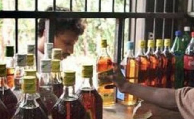 Nine criminals arrested with illegal liquor in Gurugram