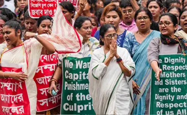 Mamata threatens to protest in Delhi if CBI fails to crack RG Kar case by Aug 18