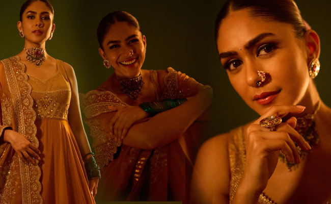 Mrunal Thakur showcases her OG Maharashtrian charm