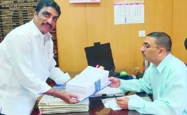 'Scam of Rs 46,300 crore in BBMP', K'taka BJP leader files complaint with ED