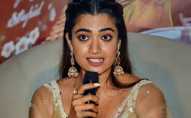 Karnataka Fans Angry at Rashmika Mandanna