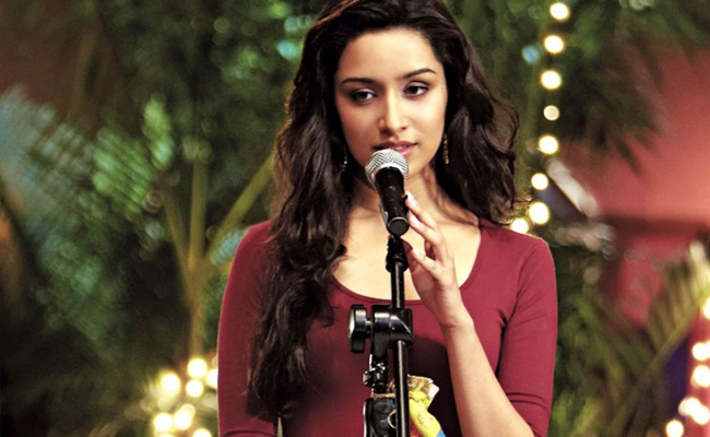 Shraddha Opens Up About Aashiqui 2 Struggles