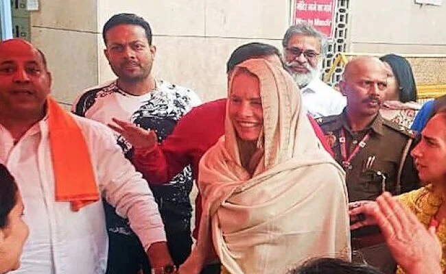 Steve Jobs' Wife Attends Maha Kumbh Mela