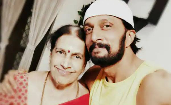 A Heartfelt Tribute to My Mother: A True Pillar of Love and Strength