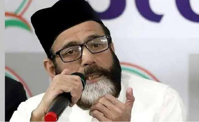 Muslim cleric Tauqeer Raza dubs RSS a 'terror outfit', demands ban