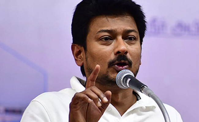 Udhayanidhi Stalin must adhere to dress code as per government order-AIADMK